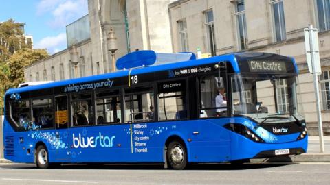 The prototype Bluestar bus