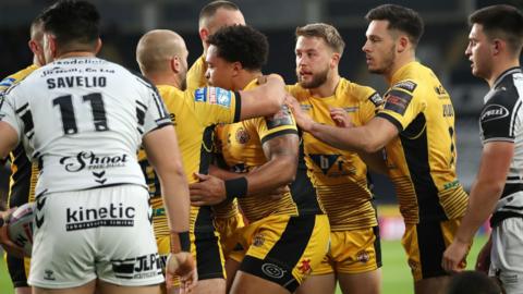 Castleford celebrate a Jordan Turner try
