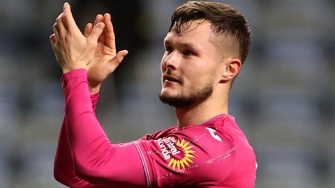 Liam Cullen applauds Swansea's fans