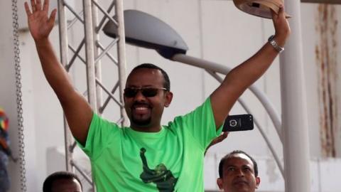 Abiy Ahmed waving