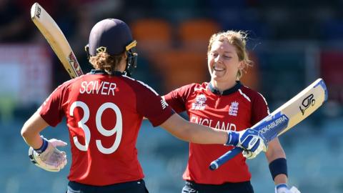 England's Natalie Sciver and Heather Knight