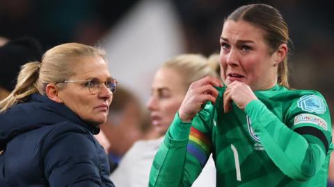 England boss Sarina Wiegman consoles Mary Earps, who is crying, at full-time of the Women's Nations League game against the Netherlands