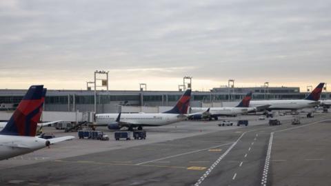 Photo of Delta Air Lines planes at JFK