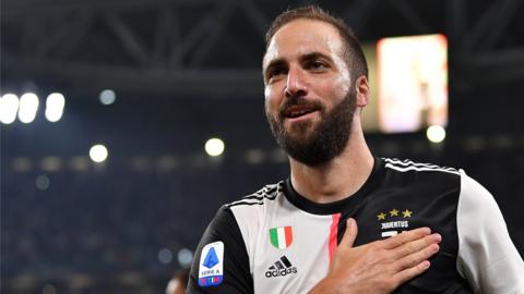 Gonzalo Higuain is leaving Juventus