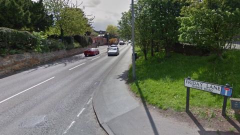 Arnold Lane, Gedling, by the junction with Friday Lane