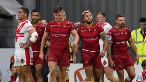 Super League leaders Catalans Dragons were made to work for their victory against St Helens