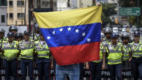 Venezuela's President Nicolas Maduro speaks during a meeting with ministers at Miraflores Palace in Caracas, Venezuela September 12, 2017.