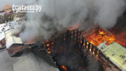 Drone view of the factory fire in St Petersburg (12 April)