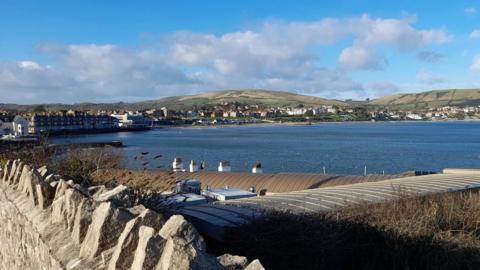Swanage in the sunshine on a clear day, taken by Weather Watcher Robin Red Breast