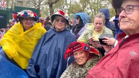 The coronation grannies on the Mall
