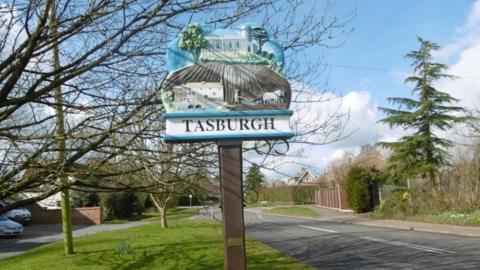 Tasburgh sign