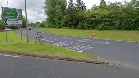 Runcorn Spur Road roundabout