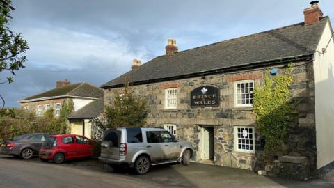 The Prince of Wales pub, Newtown-in-St-Martin