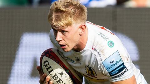 Josh Hodge scores a try for Exeter against Bath