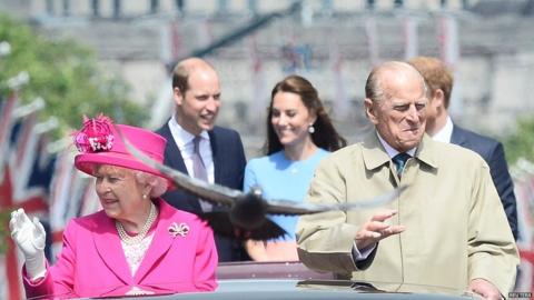 The Queen and the Duke of Edinburgh with Prince William, Catherine and Prince William travelling in the car behind