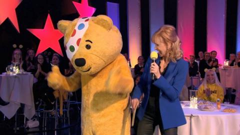 Former news presenter Jackie Bird returned to 91ȱ Scotland to host the Children in Need show