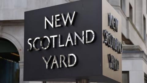 File image of the Scotland Yard sign