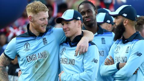 Ben Stokes embraces Eoin Morgan