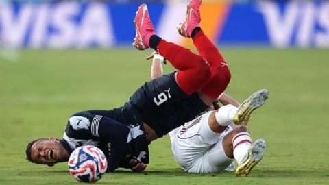 Monterrey player Nelson Deossa is fouled by River Plate's Maximiliano Meza during the FIFA Club World Cup match at the Rose Bowl Stadium in California. Photo by Stu Forster