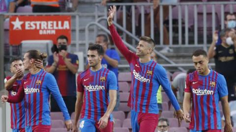 Pique celebrates