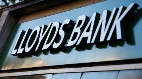 Lloyds Bank sign