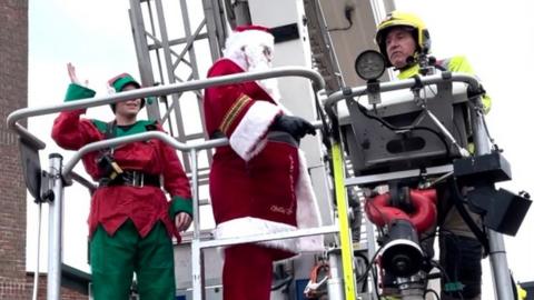 Firefighters rescue Santa