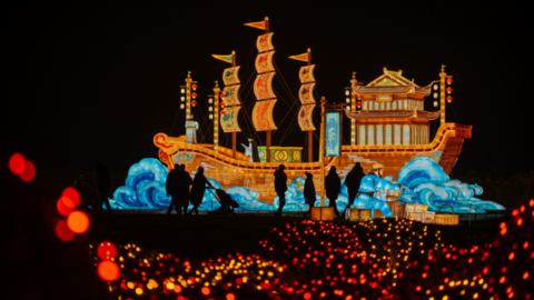 The lanterns on full display showing history