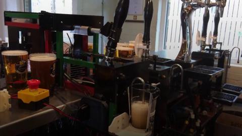 Robot pint pulling machine