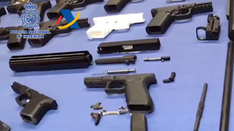 Guns found at illegal workshop in Tenerife