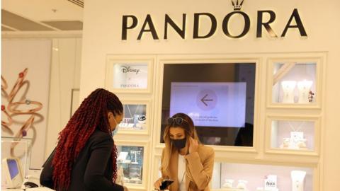 shopping at Pandora Marble Arch store in London