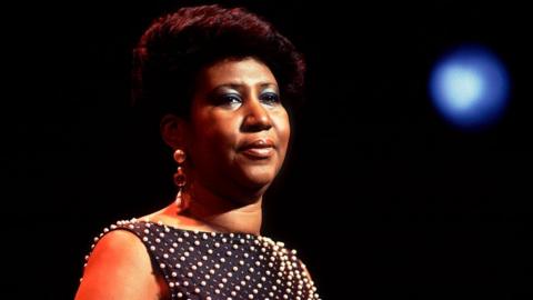 American musician Aretha Franklin performs on stage at the Chicago Theater, Chicago, Illinois, December 15, 1986