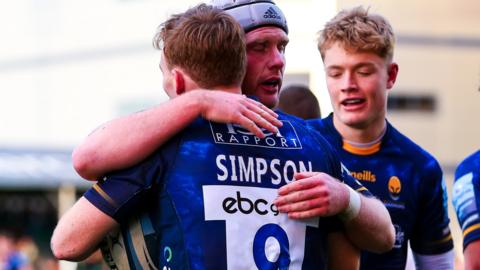 Worcester scrum-half Gareth Simpson got the first of his side's four tries in their rare home win over Wasps