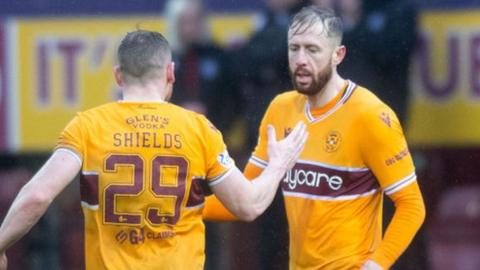 Connor Shields and Kevin van Veen scored first-half goals for Motherwell