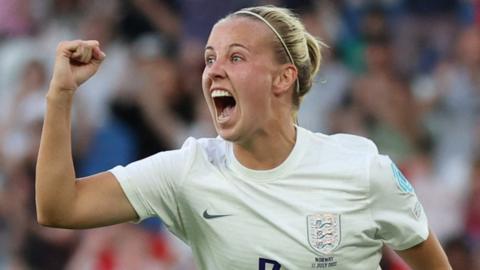 England's Beth Mead celebrates scoring against Norway at Euro 2022