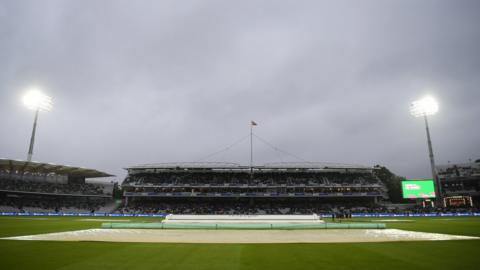 The covers on at a wet Lord's