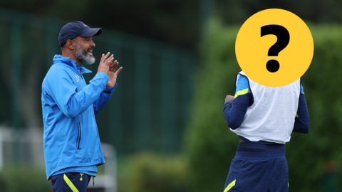 Who did Spurs sign on deadline day?