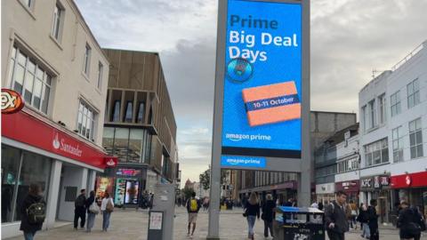 Amazon advert on Northumberland Street