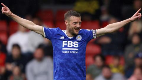 Jamie Vardy celebrates