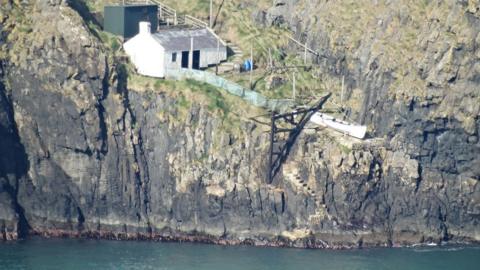 Carrick-a-Rede cottage