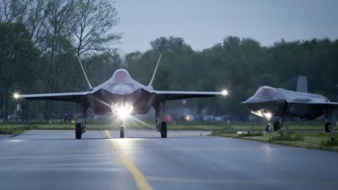 f-35 lightning