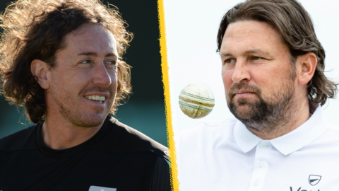 Ryan Sidebottom (left) and Steve Harmison