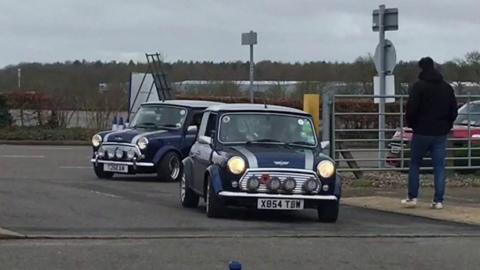 Minis arriving in Silverstone