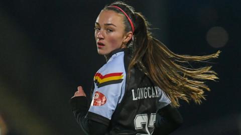 Imogen Longcake playing for Partick Thistle