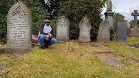 Archie Goodall's grave