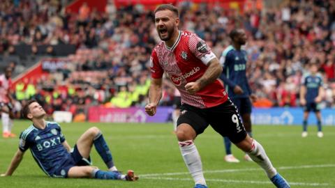 Adam Armstrong scores for Southampton against Leeds United