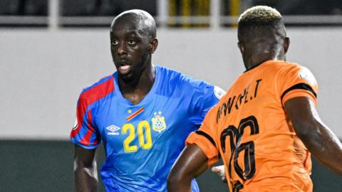 Yoane Wissa in action for DR Congo against Zambia