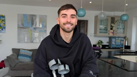 Semi-professional footballer Zac Smith suffered two ACL injuries within a year whilst playing for non-league Bath City FC. 