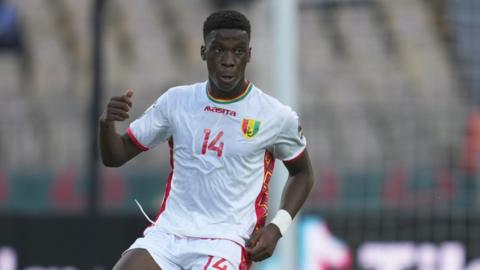 Ilaix Moriba in action for Guinea