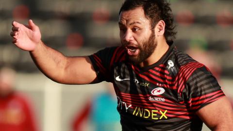 Billy Vunipola shouts to his Saracens team-mates