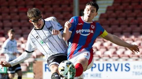 Dunfermline Athletic's Andy Tod and Raith Rovers' Paul Hanlon